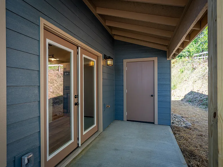 52 Trevor Trl — Photo 10