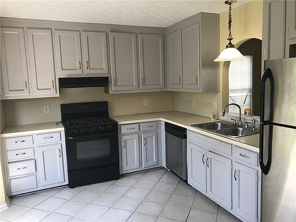 4th image of 1288 Millstream Trl