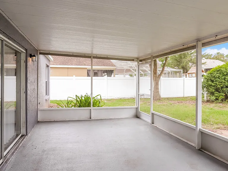 416 Sangria Dr — Photo 15