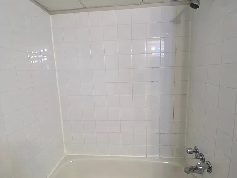 24 Dundas St #105 — Photo 8