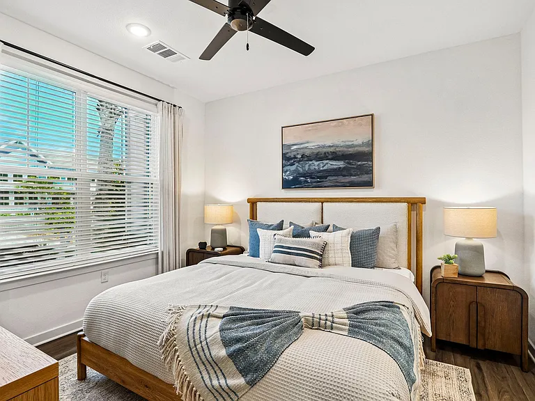 Velara Luxury Apartments — Photo 9