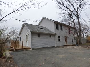 5 Lookout Ave, Lake Hopatcong, NJ 07849