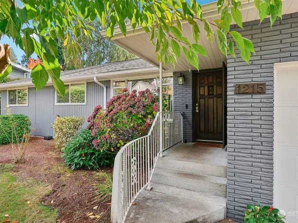 1215 SW 144th Street, Burien, WA 98166
