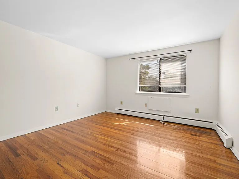 157 School St #6 — Photo 9
