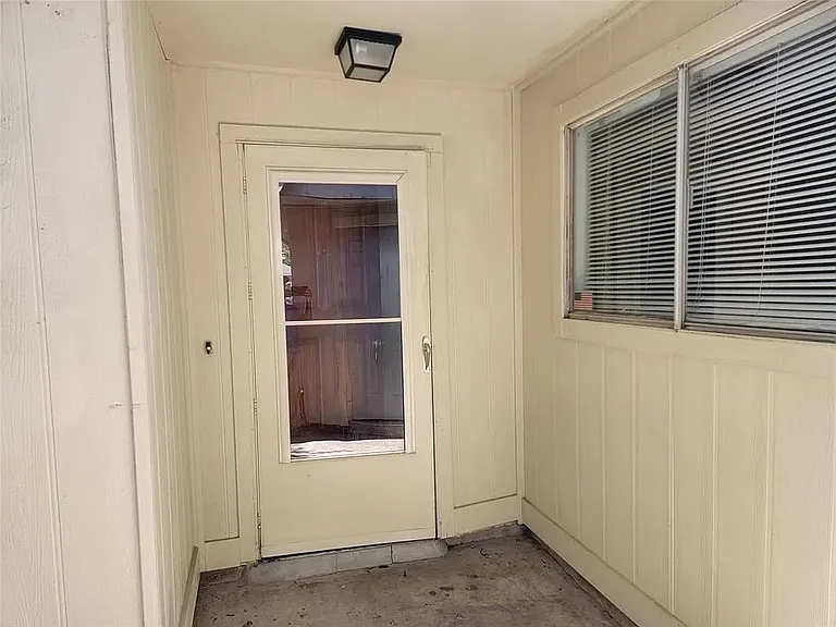 19207 Cypress Canyon Dr — Photo 4