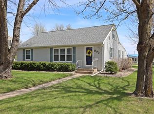 802 N 14th St, Estherville, IA 51334