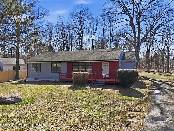 3rd image of 108 Sharbaugh Rd