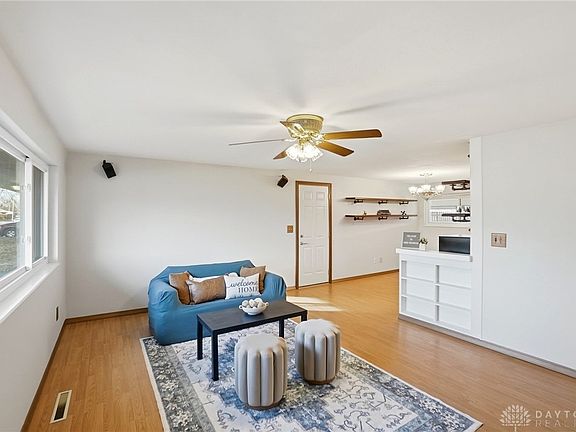 4th image of 4820 Rexwood Dr