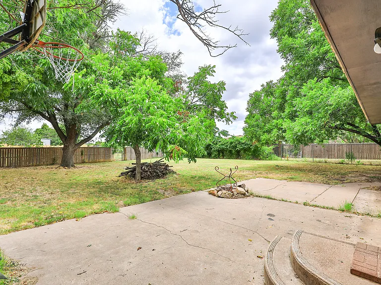609 Sunset Dr — Photo 27