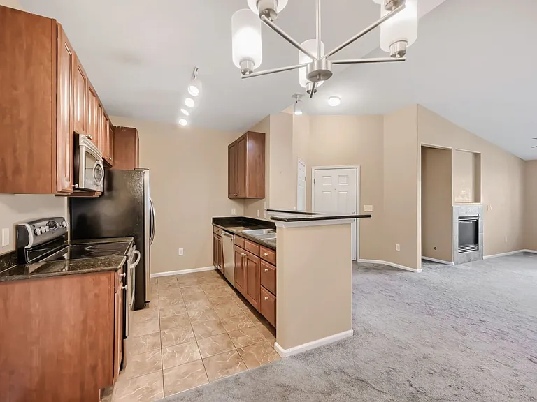 3155 Blue Sky Cir #16-306 — Photo 2