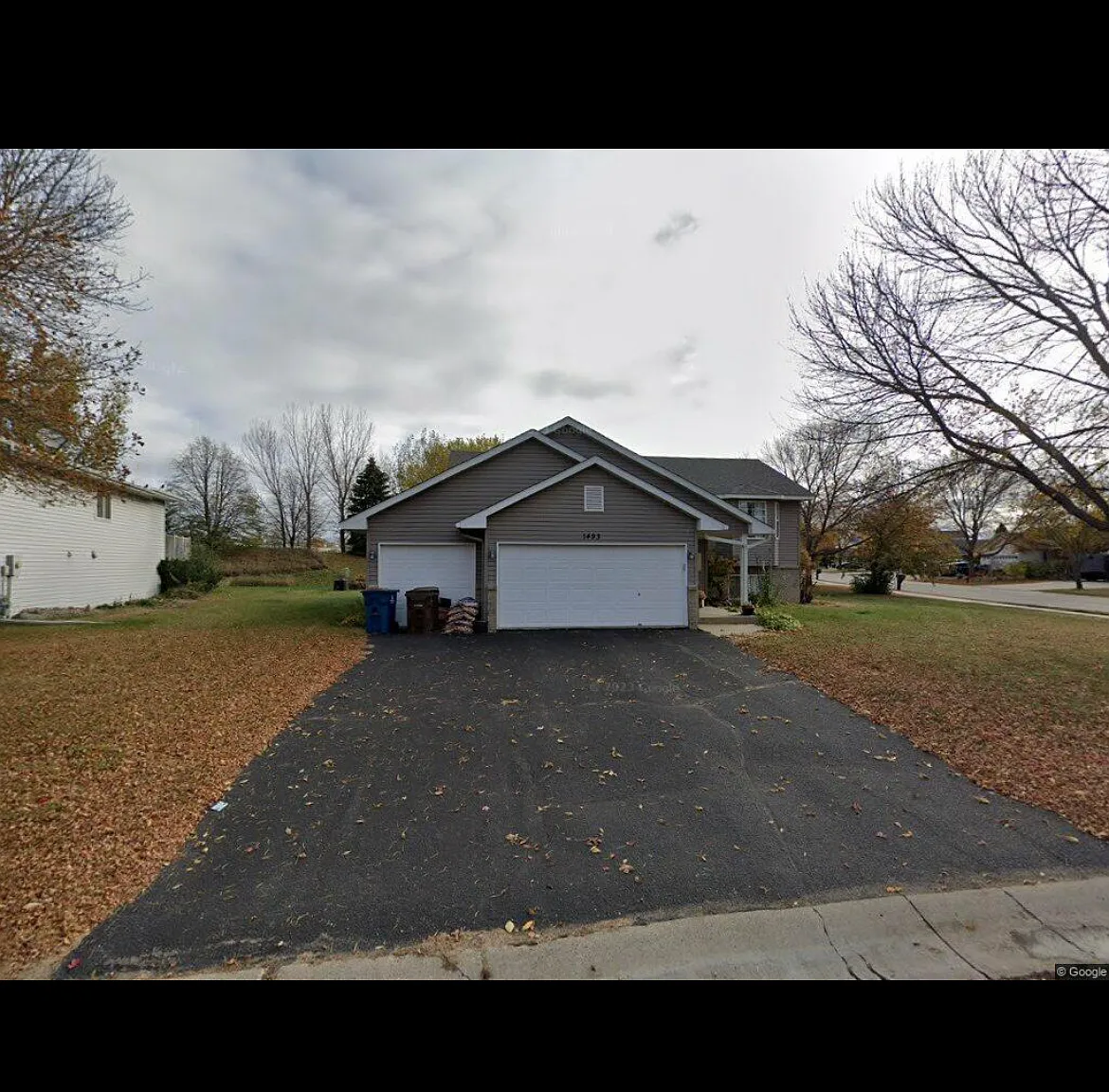 5 bed, 2216 sqft, $2,900 — Photo 1
