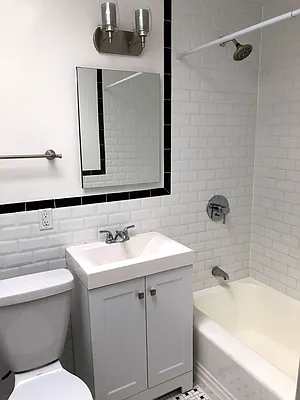 Rented by REAL New York | media 19