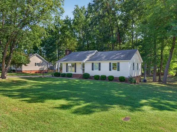 102 Meadow Park, Oxford, NC 27565