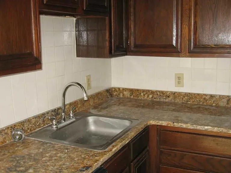 Hodges Ferry East Townhomes — Photo 4