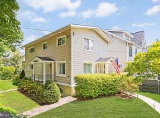 5121 42nd St NW, Washington, DC