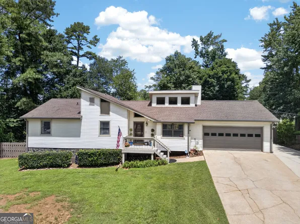 6164 Pinedale Ln, Douglasville, GA 30135