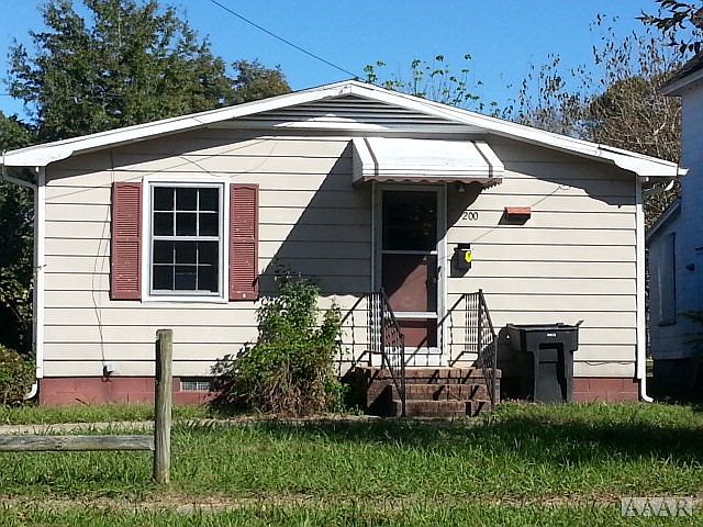 2nd image of 200 E Cypress St