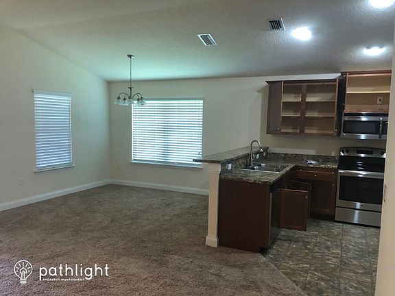 3rd image of 621 Coral Trace Blvd