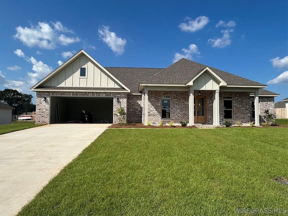1st image of 411 Bella Dr