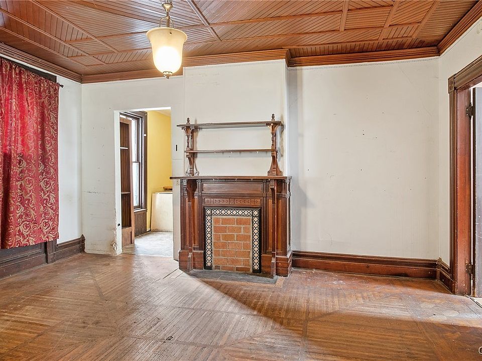 28th image of this home