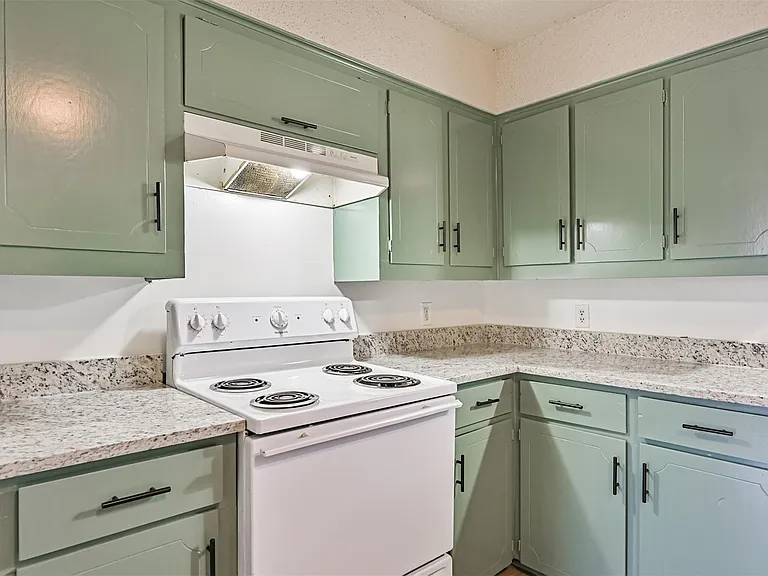610 County Road 157 — Photo 13