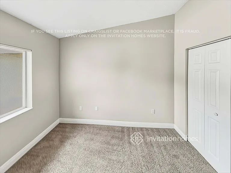 4942 SW 66th Ter — Photo 15