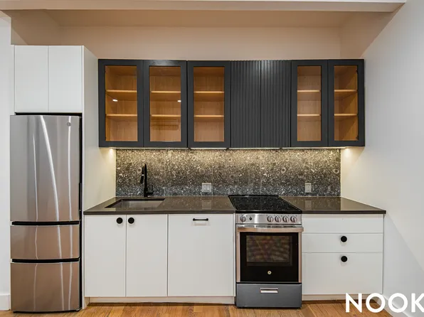 228 North Seventh Street image 4 of 14