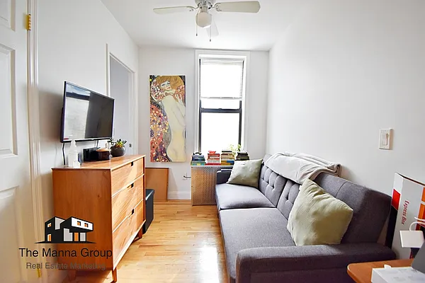 Rented by Bold New York | media 9