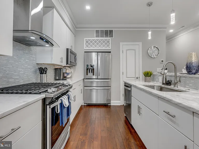 1167 Morse St NE #1 — Photo 11