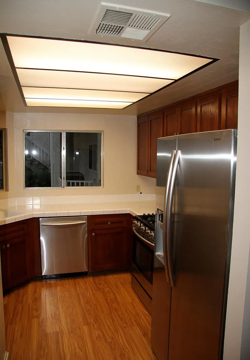 2 bed, 1068 sqft, $3,000 — Photo 2