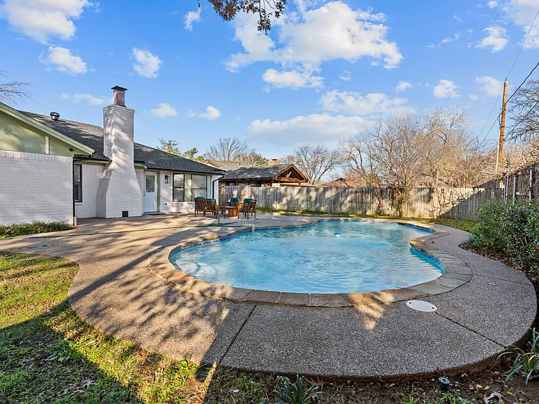 7628 Hunt Dr — Photo 36