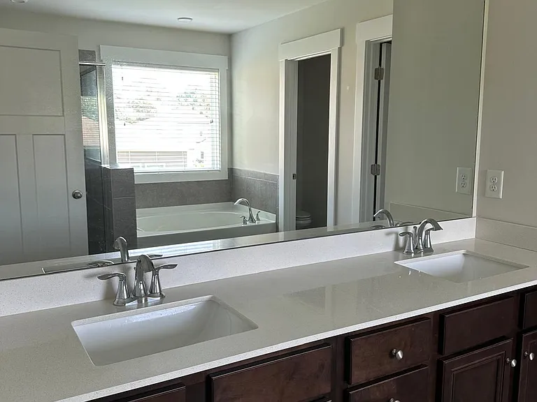 14 Larson Dr — Photo 17