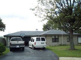 409 Greensprings Dr, Whiteland, IN