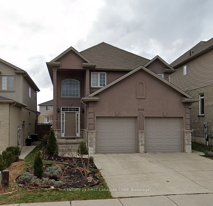 1st image of 1310 Oakcrossing Rd