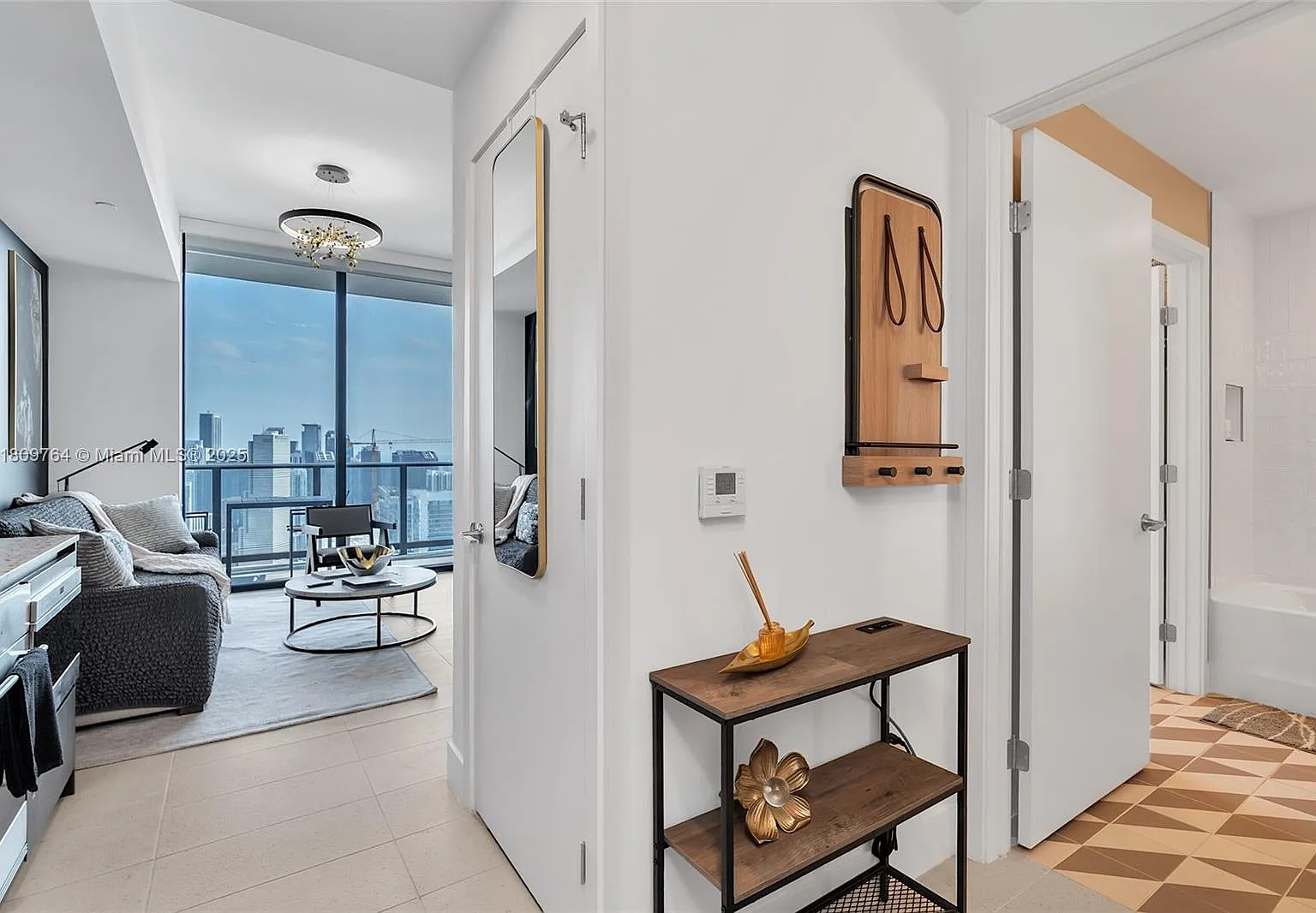 The Gale Miami Condo — Photo 2