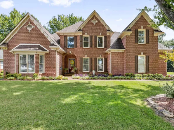 8851 Pembroke Ellis Dr, Memphis, TN 38133