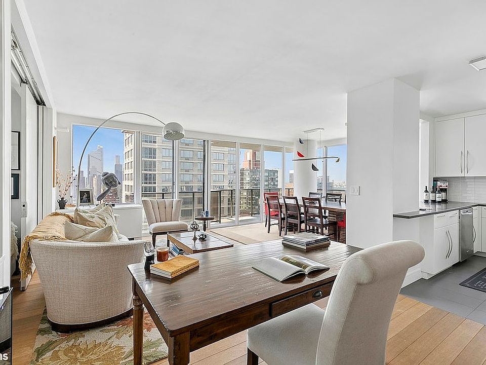 1st image of 161 W 61st St APT 34B