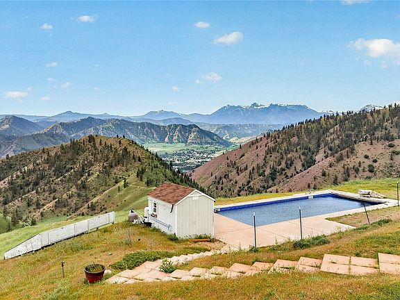3rd image of 6600 Coyote Ridge Road