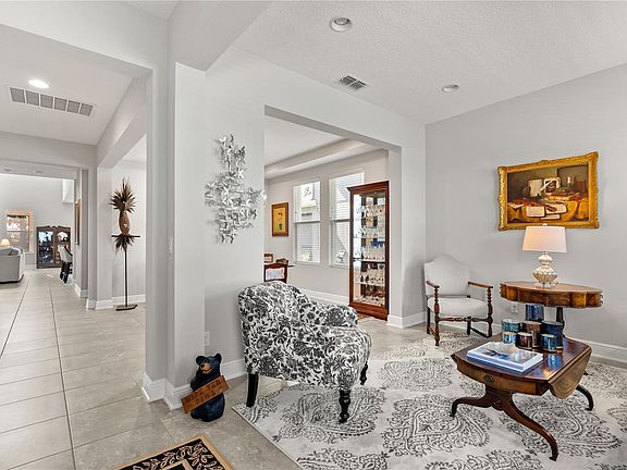 2nd image of 105 Peace River Ct