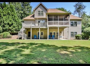 205 Fairview Cove Rd, Seneca, SC 29672
