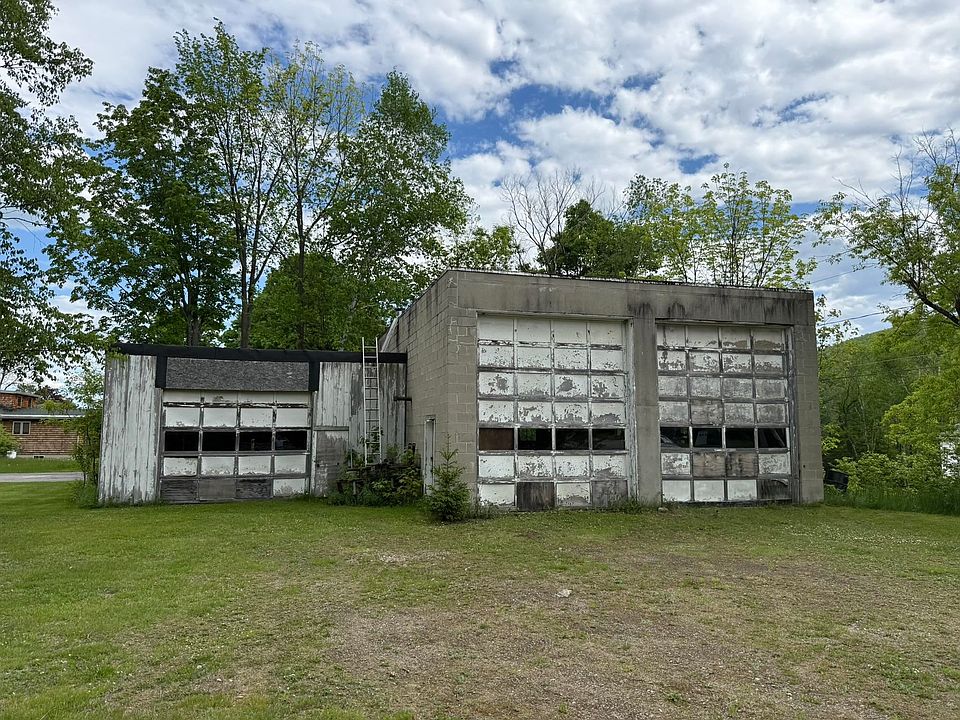 2nd image of 64 Evans Street