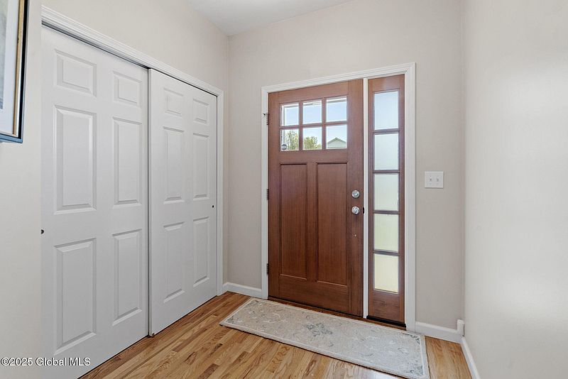 5th image of 45 Lorenzo Drive