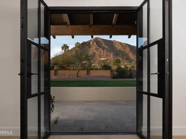 5501 E CAMELBACK Road, Phoenix, AZ 85018