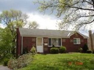 1365 Kinmount St, Pittsburgh, PA 15205