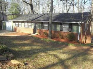 6901 Linden Ln, Atlanta, GA 30360