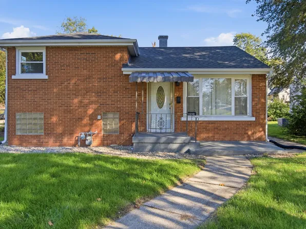 1252 S 8th Ave, Kankakee, IL 60901
