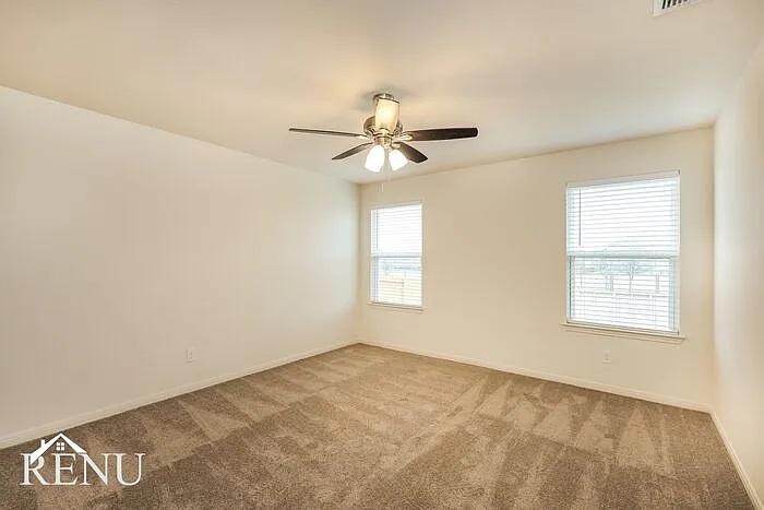 10922 Chatham Ct — Photo 9
