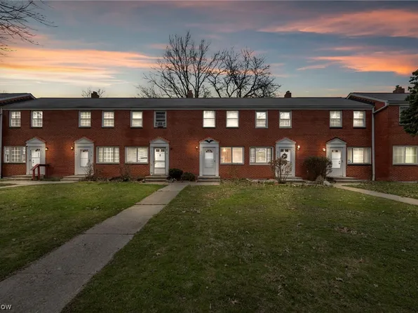471 Clearview Dr #E17, Euclid, OH 44123