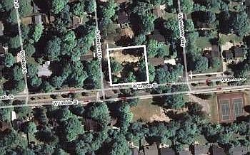 2nd image of 1083 S Glenhurst Dr