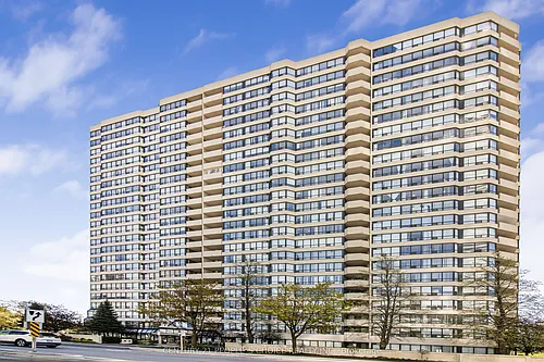 400 Webb Dr Photo 1